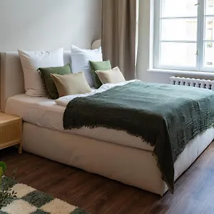 https://the-charming-by-curt-suites.find-berlin-hotels.com