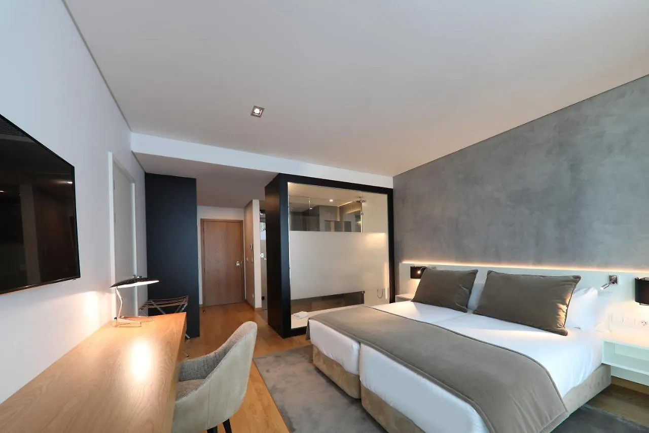 Iberostar Selection Lisboa Hotell 5*,